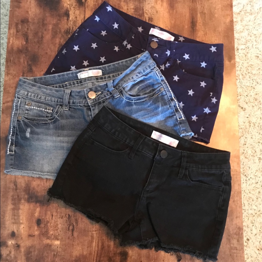 3 pairs of shorts